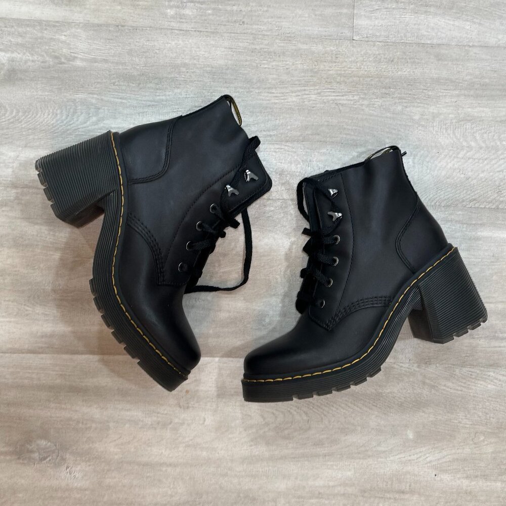 NWOT Doc Martens Jesy Sendal Leather Lace Up Flared Heel Boots Y2K Combat Moto